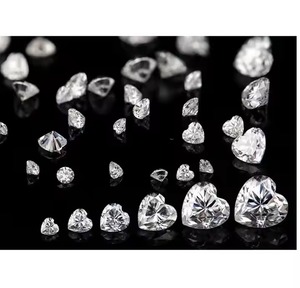 Bracelets en diamant durables créés en laboratoire à la demande glamour sans culpabilité pour les cadeaux et les célébrations disponibles en Inde - Product Image 6