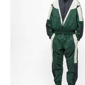 Conjunto de Dos Piezas de Pantalones Deportivos y Chaqueta Cortavientos de Nailon Sólido Informal con Capucha y Logotipo Personalizado de Diseño Moderno, 100% Nailon - Product Image 3