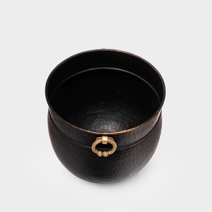 Pot de fleur fait main au design unique Design antique parfait pour les mariages, la décoration intérieure et le bureau à un prix abordable - Product Image 4