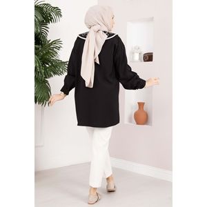 เสื้อคลุมฮิญาบปักลายสไตล์เรียบร้อย สีดำ - Product Image 6