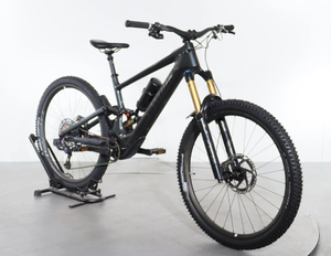 Vélo de montagne électrique Enduro léger en carbone 6495C024, moteur 320W - Product Image 1