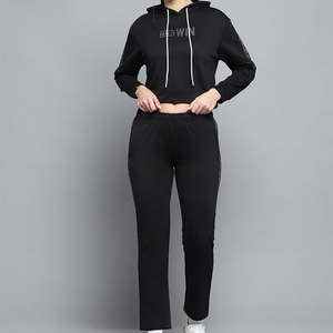 Top vente noir imprimé à capuche femmes 2 pièces ensemble de survêtement respirant à capuche et pantalons de survêtement pleine longueur ensemble de survêtement de gymnastique - Product Image 1
