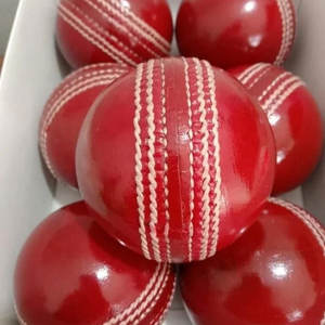 Deportes Venta caliente Cricket cuero duro bola logotipo personalizado calidad superior Cricket Ball en Pakistán - Product Image 1
