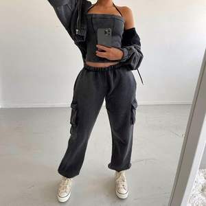 Ensemble de jogging en velours d'hiver pour femmes avec logo personnalisé imprimé, avec sweat-shirt à capuche et pantalon de survêtement pour l'exercice en hiver - Product Image 3