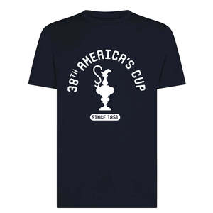 T-Shirt America's Cup 38 SINCE1851 Blu Navy 100% Cotone Jersey Stampa Serigrafica Design Grafico Basso MOQ - Product Image 1