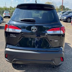 EXCELLENT ÉTAT Toyota Corolla Cross L 2023 - Product Image 3