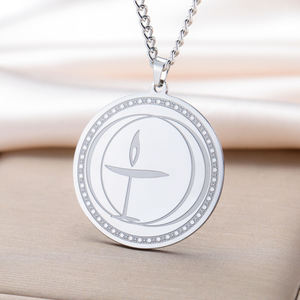 Pendentif Saint Graal en argent sterling 925 plaqué or 14 carats et rhodium, collier amulette en moissanite pour femmes et hommes - Product Image 1