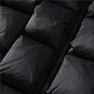 Moda personalizada de gran tamaño ligero al aire libre para hombre chaqueta acolchada impermeable con capucha a prueba de viento invierno OEM al por mayor - Product Image 3