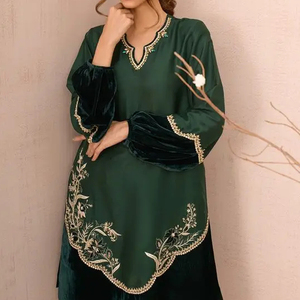 TRABAJO DE BORDADO INDIO/PAKISTANI DE MODA EN TERCIOPELO Y TELA DE SEDA KURTA Y VESTIDO DE PANTALÓN PARA FIESTA-vestido para fiesta/boda = 2023 - Product Image 1