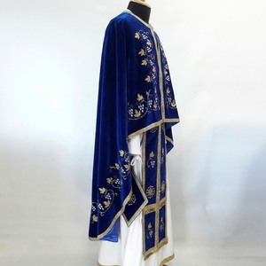 Ensemble de vêtements liturgiques de l'église orthodoxe en velours bleu royal avec broderie en fils d'or, robe de clergé, chasuble de prêtre - Product Image 2