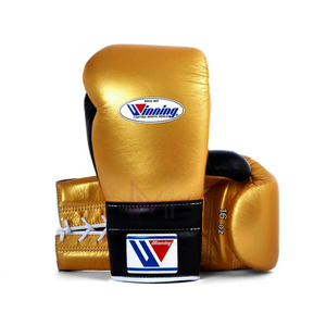 Gants de MMA sur mesure de haute qualité, gants de boxe d'entraînement dorés, à lacets, poignet en cuir 100% original avec votre nom - Product Image 1