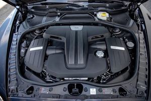 Bentley Continental GTC V8 S AWD 2017 Usado, Limpio, Volante a la Izquierda, Euro IV, 4 Asientos - Product Image 2