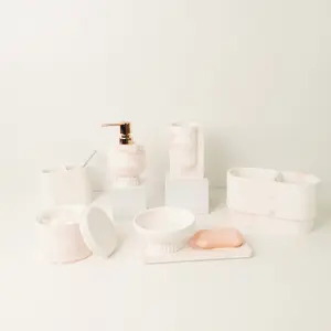 Porte-brosse à dents mural presse-dentifrice résine ensemble d'accessoires de salle de bain distributeur de savon de cuisine TKA couleur rose marbre