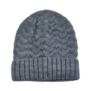 Bonnet tricoté d'hiver de haute qualité avec logo personnalisé Bonnet en acrylique brodé à la main pour hommes et femmes Style de voyage Fabriqué en Inde - Product Image 5