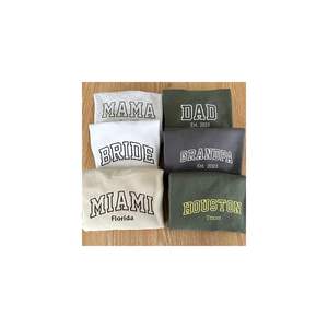 Sweatshirts à capuche brodés personnalisés Concevez votre propre avec un motif solide doublé de manches de texte personnalisé - Product Image 2