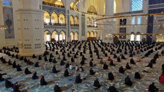 น้ำเงินคราม