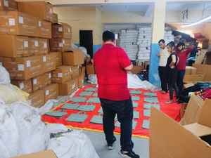 Bolso de mano de yute de lino personalizado para mujer Diseño ecológico reutilizable para viajes diarios a la playa Compras y uso de comestibles - Product Image 6