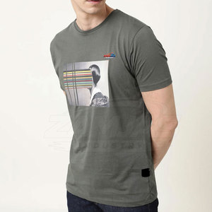 Nuevo Diseño, MOQ Bajo, Precio Económico, Camisetas Gráficas de la Mejor Calidad, Camiseta Gráfica Estampada para Hombre, Cómoda, Más Vendida, para Venta en Línea - Product Image 2