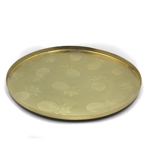 Plato de hierro de forma redonda para servir, plato de cargador de PC hecho a mano Chapado en latón de Color dorado y bandeja para servir comida de restaurante - Product Image 5