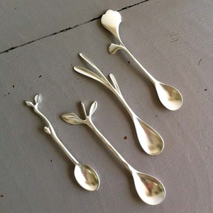 Nouvel ensemble de couverts en acier inoxydable et argent de haute qualité avec poignée en bois moderne, couverts design pour mariage, maison, hôtel - Product Image 5