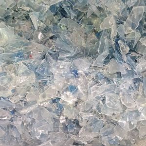 100% Premium PET Bottle Flakes/ Plastic PET Scrap/Clear Recycled Plastic Scraps cheap