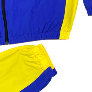 Chándal de deportes de invierno personalizado para hombre, cortavientos con capucha y estampado sólido, diseñado para entusiastas del deporte - Product Image 5