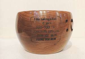 Bol en fil de bois 6x3.5 Porte-fil personnalisé parfait pour le tricot Personnalisez votre message pour votre bien-aimé - Product Image 6