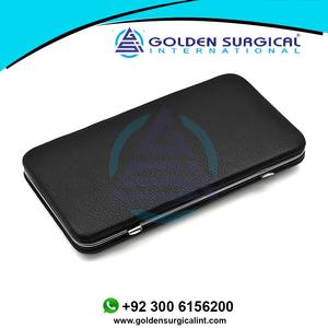 Ensemble de manucure personnalisé 6 pièces avec lime à ongles en cristal, dans un étui en cuir noir Ensemble de manucure haut de gamme Prix ​​abordable - Product Image 4