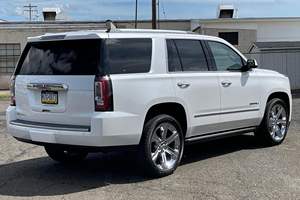 GMC Yukon Denali 4x4 Plus 2016 d'occasion en excellent état, sans accident, conduite à gauche/droite - Product Image 3