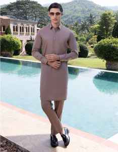 Kurta/Kurti Masculina de Verano de Último Diseño HN Impex 2025, Fabricada en Fábrica, Reversible, Informal, de Algodón, para Bodas, Precio Económico - Product Image 1