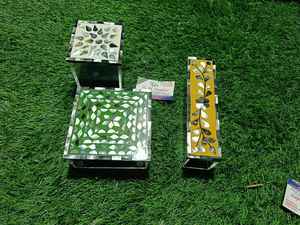 Elegante Colección de Regalos para Ramadán Kareem, Caja de Acrílico de Primera Calidad para Postres y Dulces con Tapa de Madera y Madreperla - Product Image 2