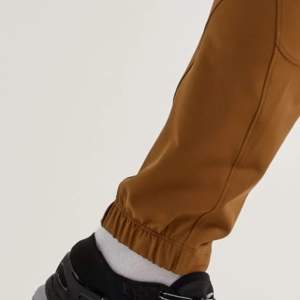 Pantalones cargo de alta calidad para hombre con múltiples bolsillos con cremallera y tela duradera para actividades al aire libre decoración bordada - Product Image 6