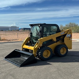 Chargeur compact CAT de haute qualité avec une capacité de charge de 500 kg à 1000 kg pour l'agriculture et la construction - Product Image 2