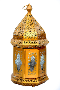 Linterna de Metal marroquí de calidad superior chapada en oro, diseño elegante hecho a mano para interiores y exteriores, decoración navideña para el hogar - Product Image 2