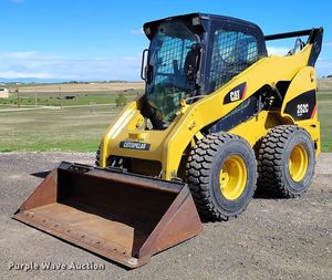 Chargeuses compactes sur chenilles Cat 299D3 d'occasion avec composants hydrauliques Parker, faible consommation de carburant, garantie 1 an, à vendre - Product Image 2