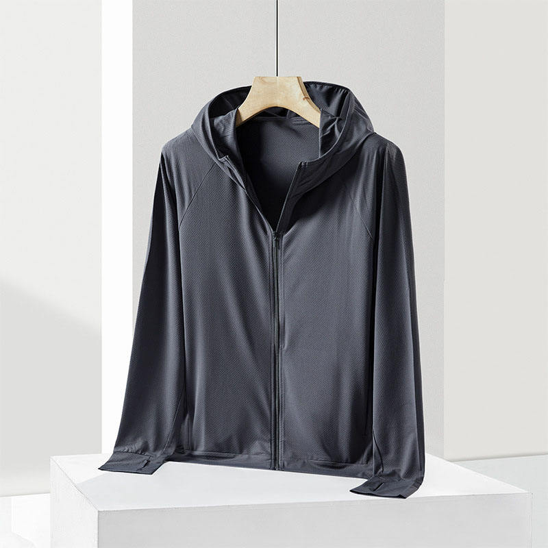 สีเทาเข้มของผู้ชาย