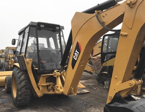 Creusage et chargement à usage intensif: Excavatrice Cat 420F - Product Image 6