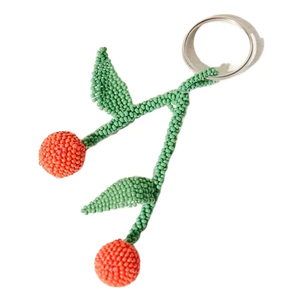 Llavero y accesorio para bolso con diseño de cerezas, bordado con cuentas de colores rojo y verde, de la India. - Product Image 1