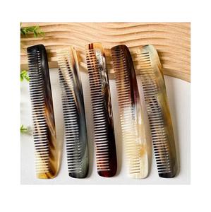 Peigne en corne de luxe outil fait main durable écologique finition lisse polie fabriqué à partir de corne parfait pour le toilettage des cheveux et de la barbe - Product Image 2