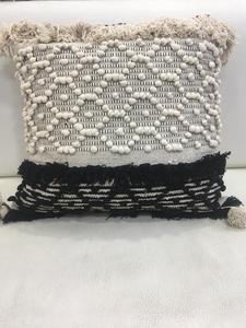 Meilleure qualité 100% coton tissé à la main brodé bohème taies d'oreiller feuilles dessin animé conception écologique hôtel/décor à la maison Avior - Product Image 6