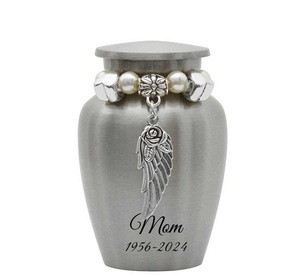 Urna de recuerdo eterno Opción de amuletos de amor Urna grabada pequeña - Product Image 6