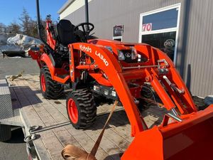 Retroexcavadora con Cargador para Tractor Kubota (Serie BX23S) - Product Image 2