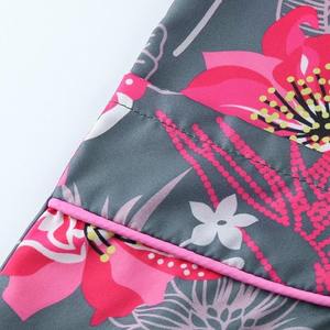 OEM personalizado de algodón impreso clínica médica impresa Scrub Tops Higos médico Scrub Set profesional Universal Unisex Scrubs Sets - Product Image 2