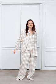 Automne 2023 nouveau arrivé femmes haut à manches longues et gilet avec pantalon tricot à la mode 3 pièces ensemble robe pour les femmes - Product Image 3