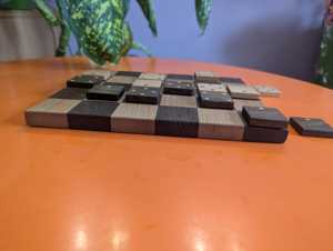 Échiquier en bois plaqué de qualité supérieure, incrustations de marqueterie, élégant, fait à la main, jeu de stratégie classique pour le jeu d'esprit éducatif et cadeau - Product Image 2