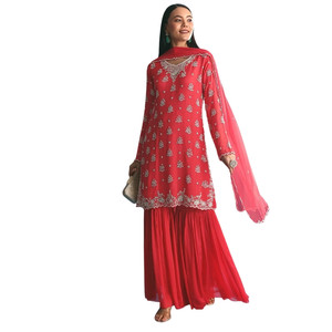 Commercio all'ingrosso rosso Chinon Kurta Sharara vestito con Moti Cutdana lavoro per la festa di nozze usura festiva ricevimento e ordini etnici personalizzati - Product Image 1
