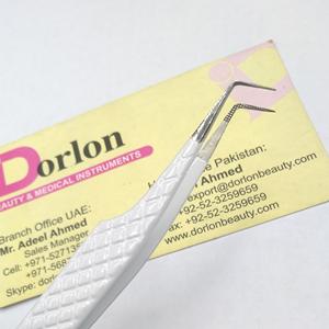 Pinzas de pestañas de agarre de diamante Pinzas de extensión de pestañas de volumen puntiagudo curvado con logotipo personalizado de acero inoxidable para pestañas. - Product Image 4