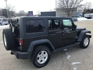 JEEP WRANGLER UNLIMITED SPORT 2013 USADO, Volante a la Izquierda/Derecha - Product Image 4