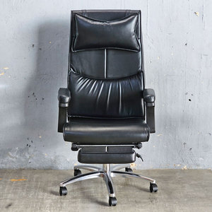 Silla Ejecutiva Negra de Respaldo Alto con Base de Aluminio, Control de 2 Botones, Diseño Ergonómico HOM1058-01 - Product Image 4