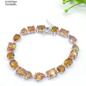 Pulsera de Plata de Ley 925 cuadrada de pera de circonita cúbica amarilla de tendencia moderna, conjunto de CZ de moda chapada en rodio de 19,67 Gms - Product Image 1